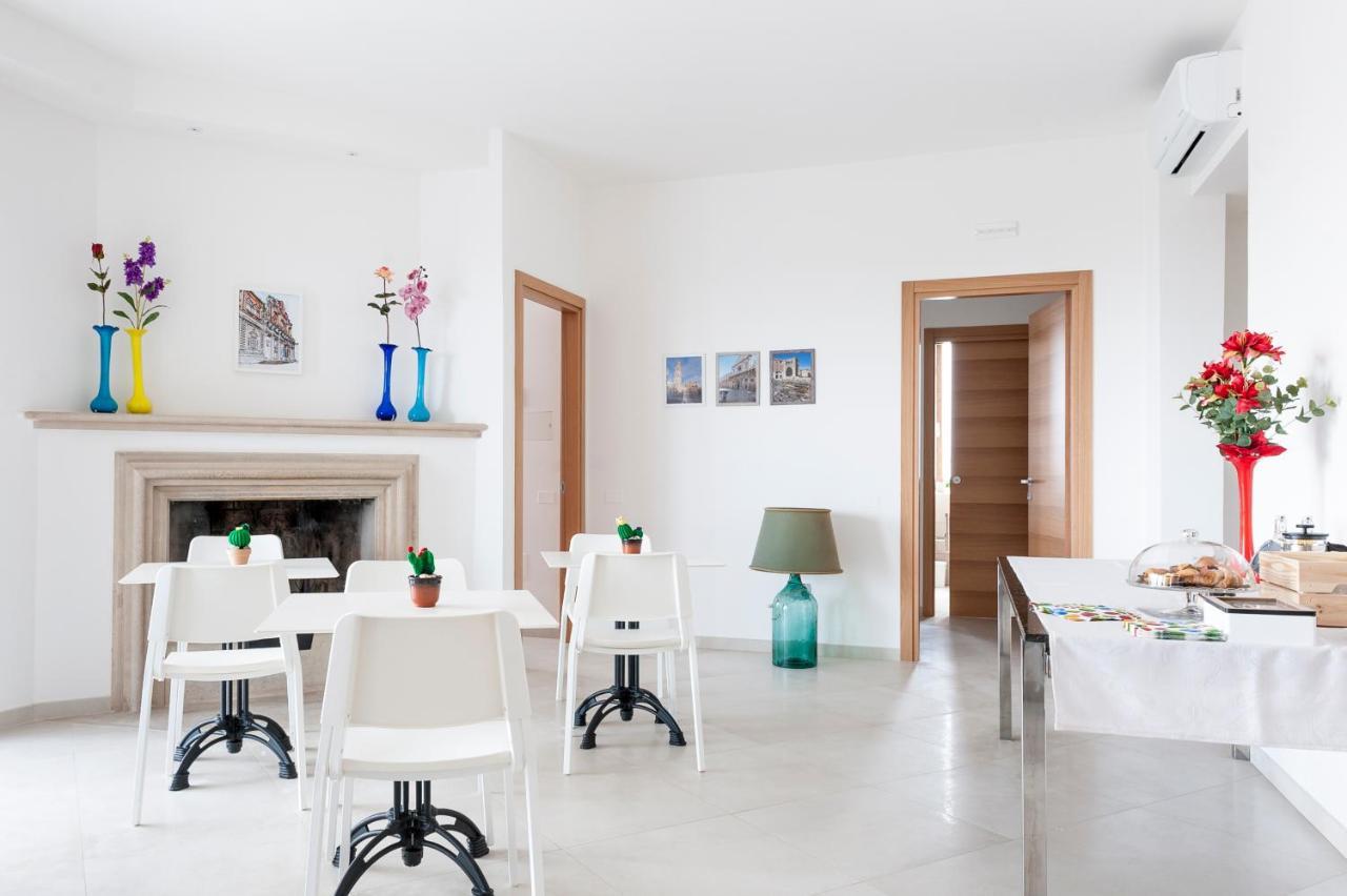 Ultimo Piano B&B Lecce Exterior photo